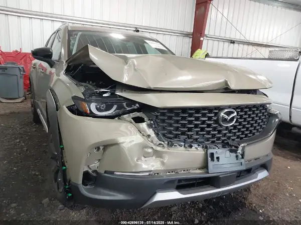 2024 MAZDA CX-50 auction photo 6