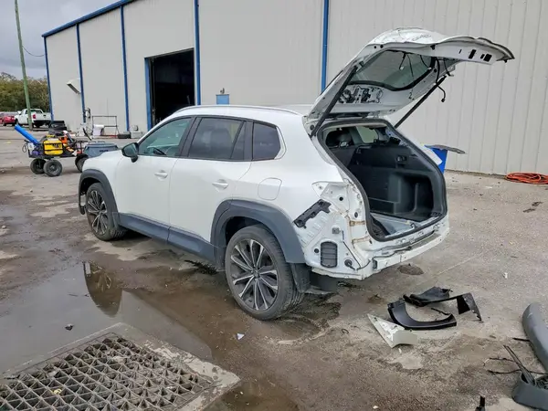 7MMVABXY8PN124878 2023 MAZDA CX-50 - Image 2