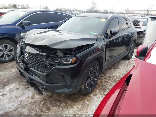 7MMVABXY8RN184615 2024 MAZDA CX-50 - Image 2
