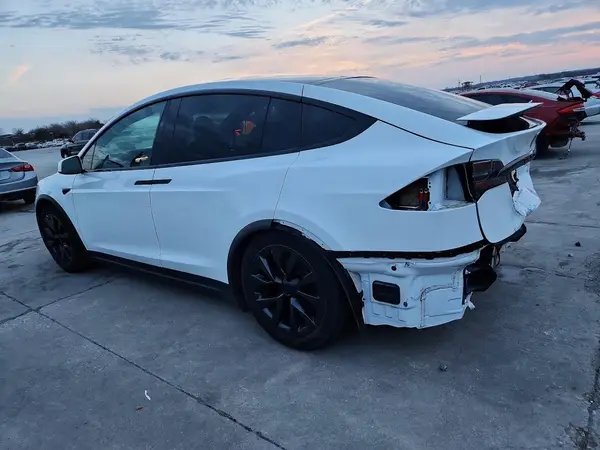 7SAXCAE50NF344620 2022 TESLA MODEL X - Image 2