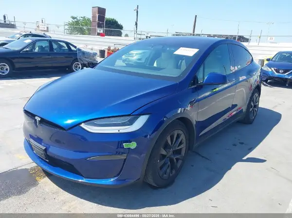 7SAXCAE50NF363619 2022 TESLA MODEL X - Image 2