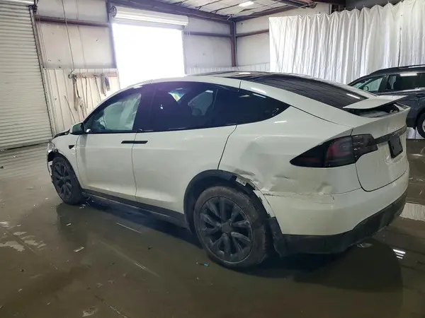 7SAXCAE50RF439717 2024 TESLA MODEL X - Image 2
