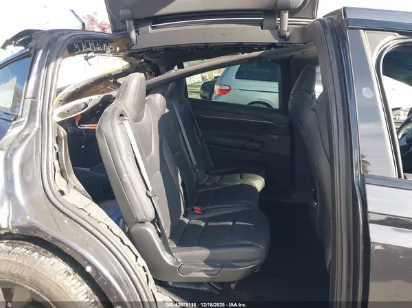 7SAXCAE50RF443203 2024 TESLA MODEL X - Image 8