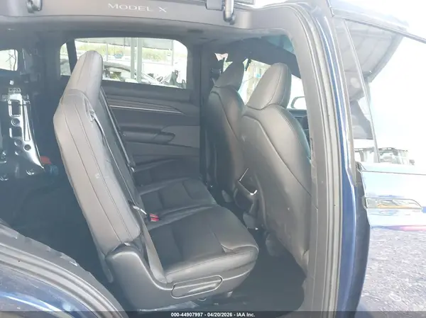 7SAXCAE50SF472545 2025 TESLA MODEL X - Image 8
