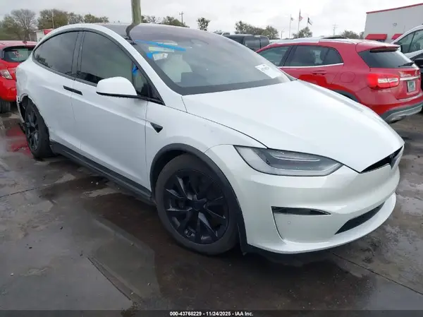 7SAXCAE51NF343010 2022 TESLA MODEL X - Image 1