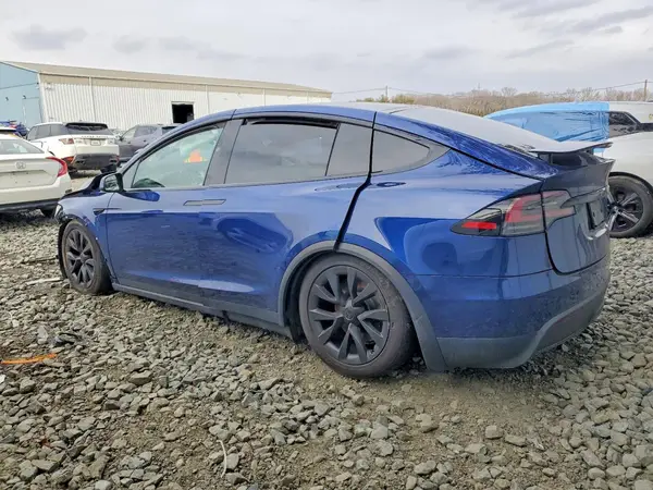 7SAXCAE51PF395403 2023 TESLA MODEL X - Image 2
