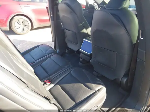 7SAXCAE52NF345378 2022 TESLA MODEL X - Image 8
