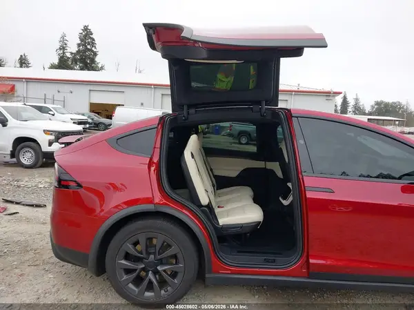 7SAXCAE52SF469744 2025 TESLA MODEL X - Image 8
