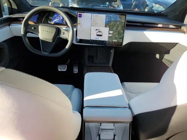7SAXCAE53RF442904 2024 TESLA MODEL X - Image 8