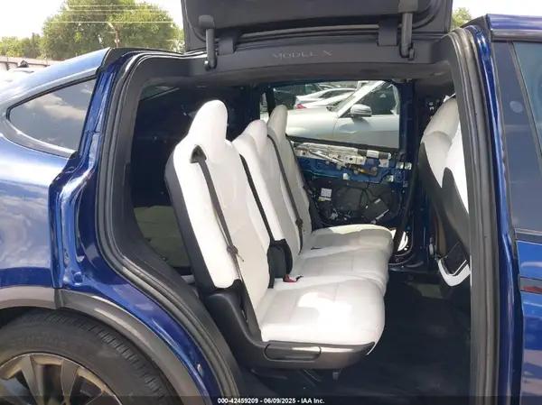 7SAXCAE54NF359105 2022 TESLA MODEL X - Image 8