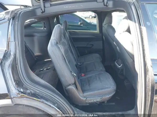 7SAXCAE54PF365831 2023 TESLA MODEL X - Image 8
