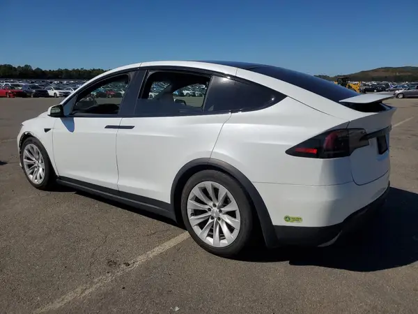 7SAXCAE54PF404546 2023 TESLA MODEL X - Image 2