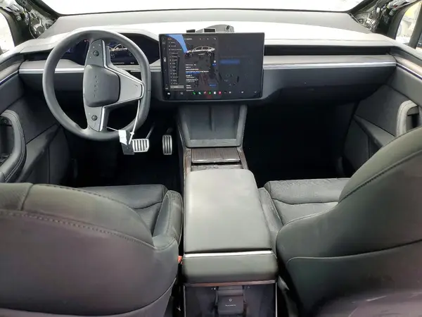 7SAXCAE54RF439090 2024 TESLA MODEL X - Image 8