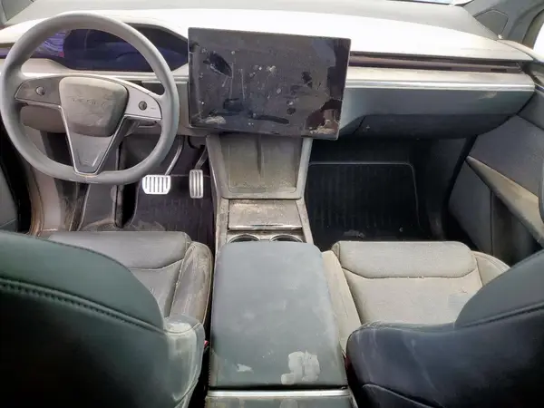 7SAXCAE54SF465324 2025 TESLA MODEL X - Image 8