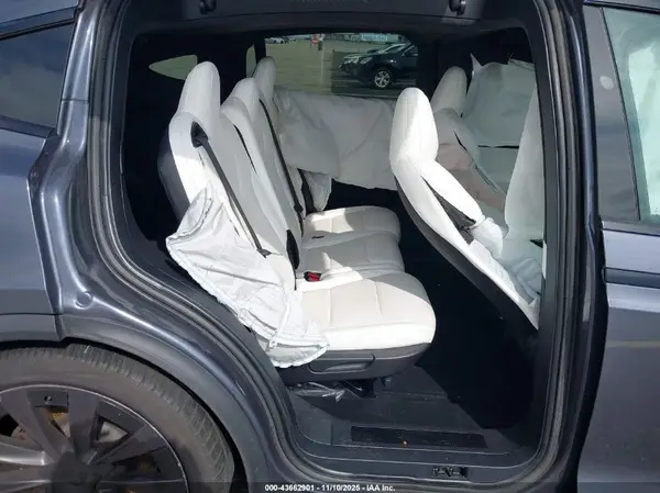 7SAXCAE55PF365093 2023 TESLA MODEL X - Image 8