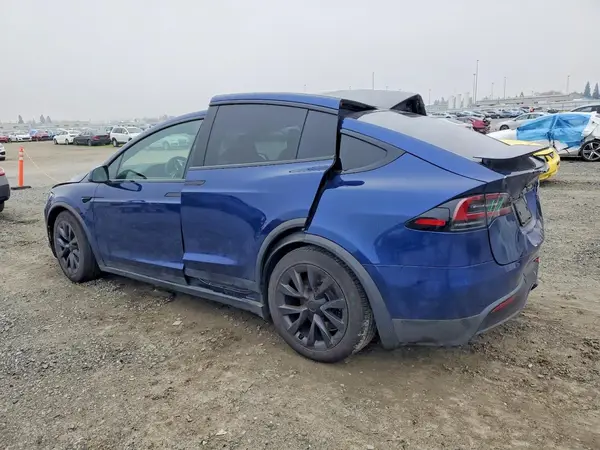 7SAXCAE55RF443004 2024 TESLA MODEL X - Image 2