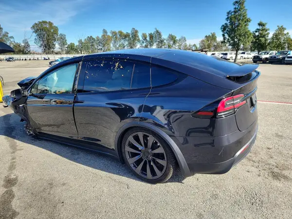 7SAXCAE55SF466112 2025 TESLA MODEL X - Image 2