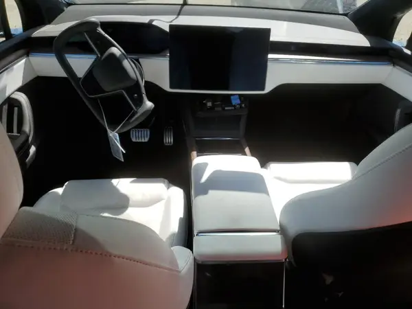 7SAXCAE56NF350700 2022 TESLA MODEL X - Image 8