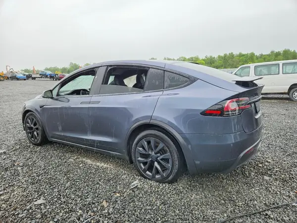 7SAXCAE56PF365586 2023 TESLA MODEL X - Image 2