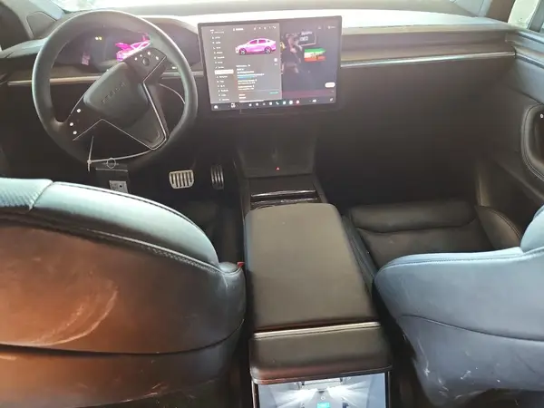 7SAXCAE56RF435431 2024 TESLA MODEL X - Image 8