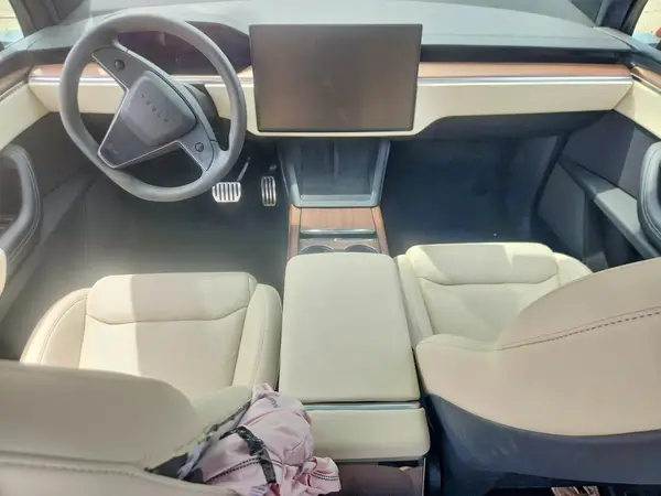7SAXCAE56RF443223 2024 TESLA MODEL X - Image 8