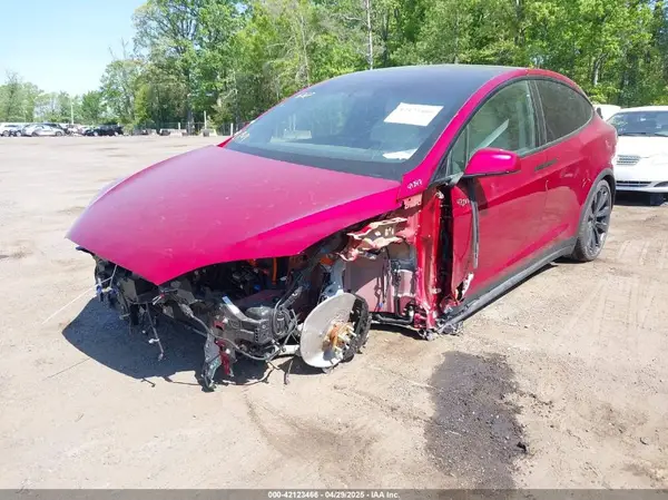 7SAXCAE56RF460197 2024 TESLA MODEL X - Image 2