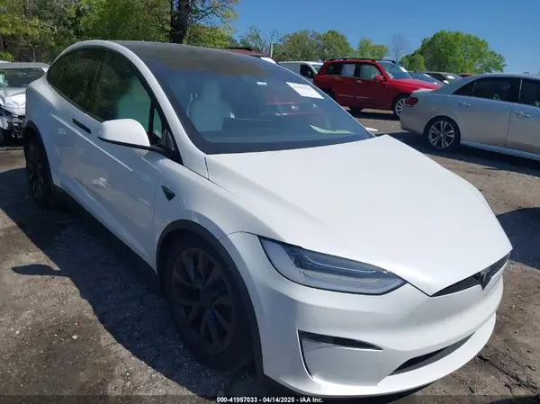 7SAXCAE57PF385202 2023 TESLA MODEL X - Image 1