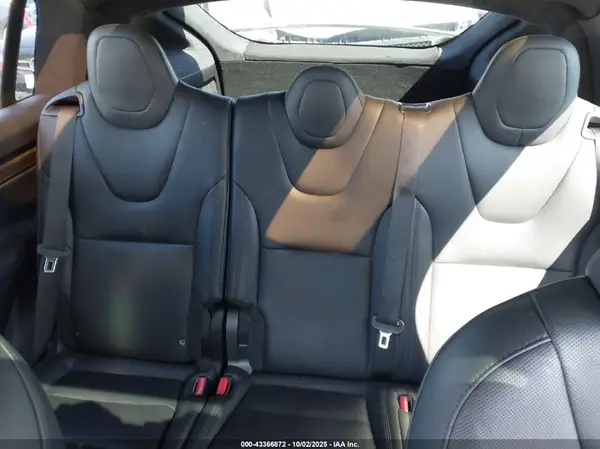 7SAXCAE58NF350410 2022 TESLA MODEL X - Image 8