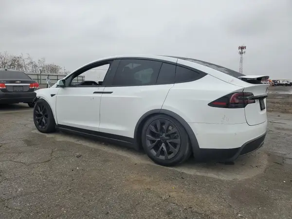 7SAXCAE58PF379943 2023 TESLA MODEL X - Image 2
