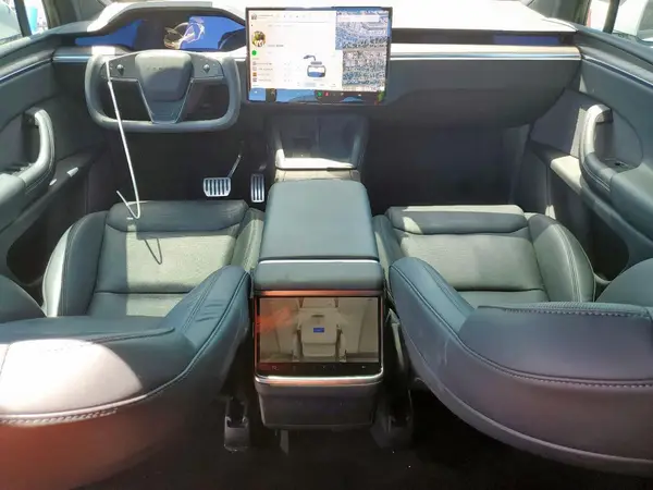 7SAXCAE58PF384575 2023 TESLA MODEL X - Image 8