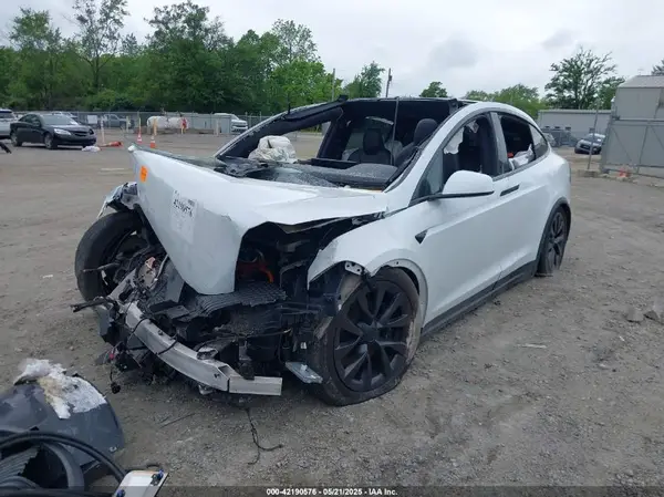 7SAXCAE58PF385595 2023 TESLA MODEL X - Image 2