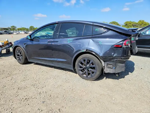 7SAXCAE58PF424945 2023 TESLA MODEL X - Image 2