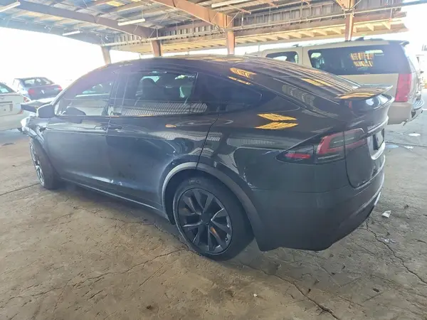 7SAXCAE58RF438833 2024 TESLA MODEL X - Image 2