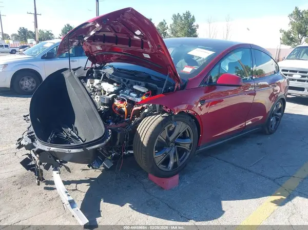 7SAXCAE58TF482662 2026 TESLA MODEL X - Image 2