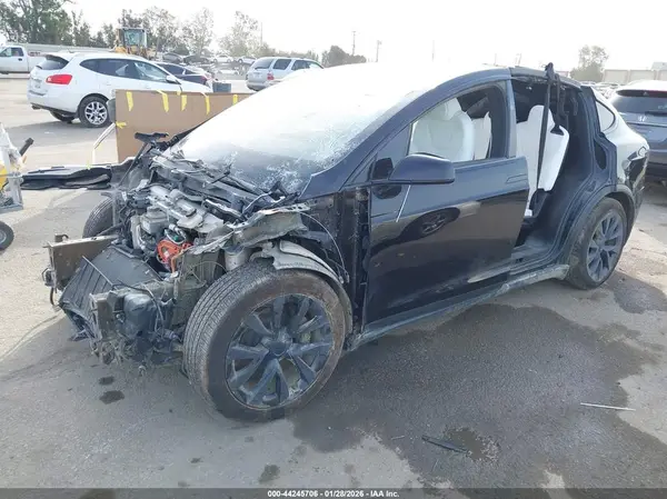 7SAXCAE59NF356927 2022 TESLA MODEL X - Image 2