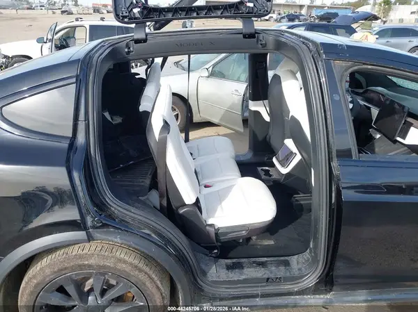 7SAXCAE59NF356927 2022 TESLA MODEL X - Image 8