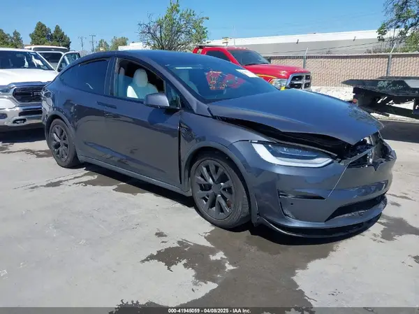 7SAXCAE59NF360301 2022 TESLA MODEL X - Image 1