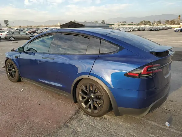 7SAXCAE59NF361870 2022 TESLA MODEL X - Image 2
