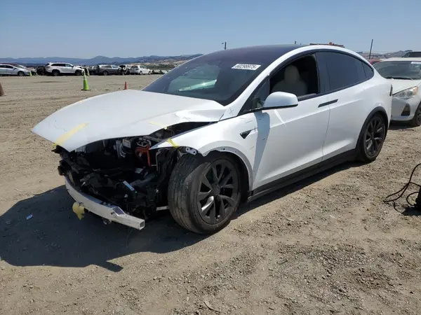 7SAXCAE59PF375268 2023 TESLA MODEL X - Image 1