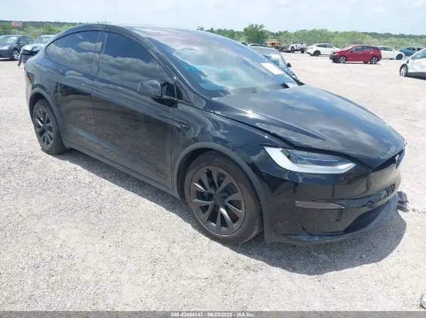 7SAXCAE59PF400623 2023 TESLA MODEL X - Image 1