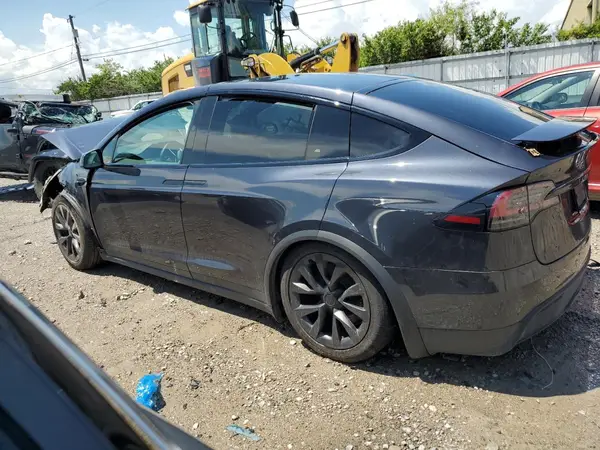 7SAXCAE59PF422735 2023 TESLA MODEL X - Image 2