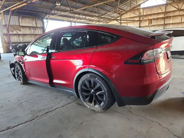 7SAXCAE59SF471605 2025 TESLA MODEL X - Image 2