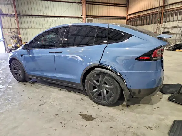 7SAXCAE59TF478510 2026 TESLA MODEL X - Image 2