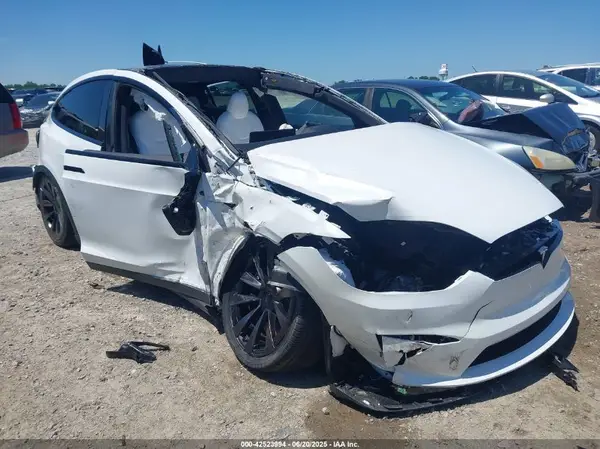 7SAXCAE5XPF375554 2023 TESLA MODEL X - Image 1