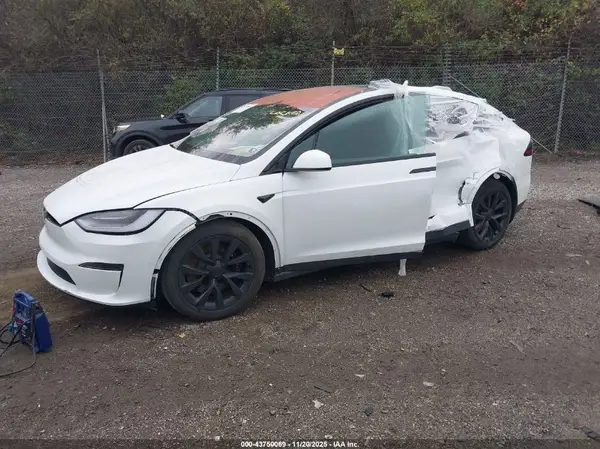 7SAXCAE5XPF399725 2023 TESLA MODEL X - Image 2