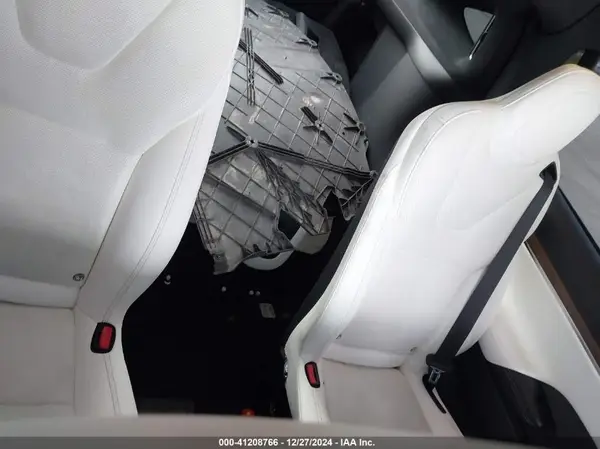 7SAXCBE50NF359642 2022 TESLA MODEL X - Image 8