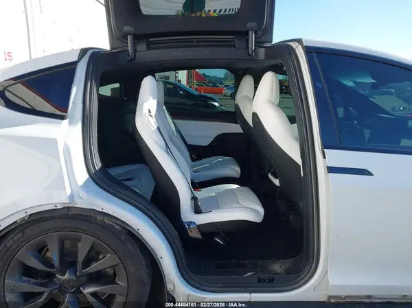 7SAXCBE50NF362668 2022 TESLA MODEL X - Image 8