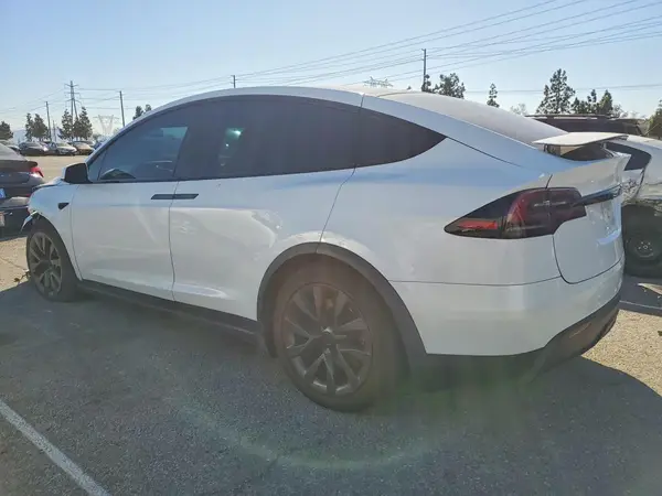 7SAXCBE50RF458371 2024 TESLA MODEL X - Image 2