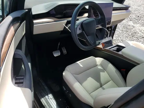 7SAXCBE50TF474691 2026 TESLA MODEL X - Image 8