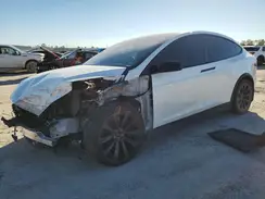 7SAXCBE51NF328660 2022 TESLA MODEL X